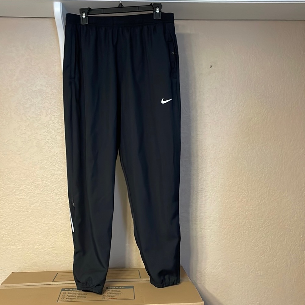 Black mens Nike sweatpants